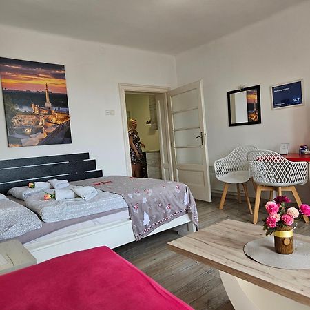 Matea Apartman Белград Экстерьер фото