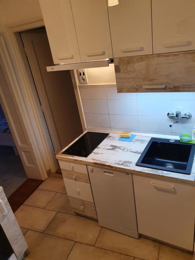 Matea Apartman Белград Экстерьер фото